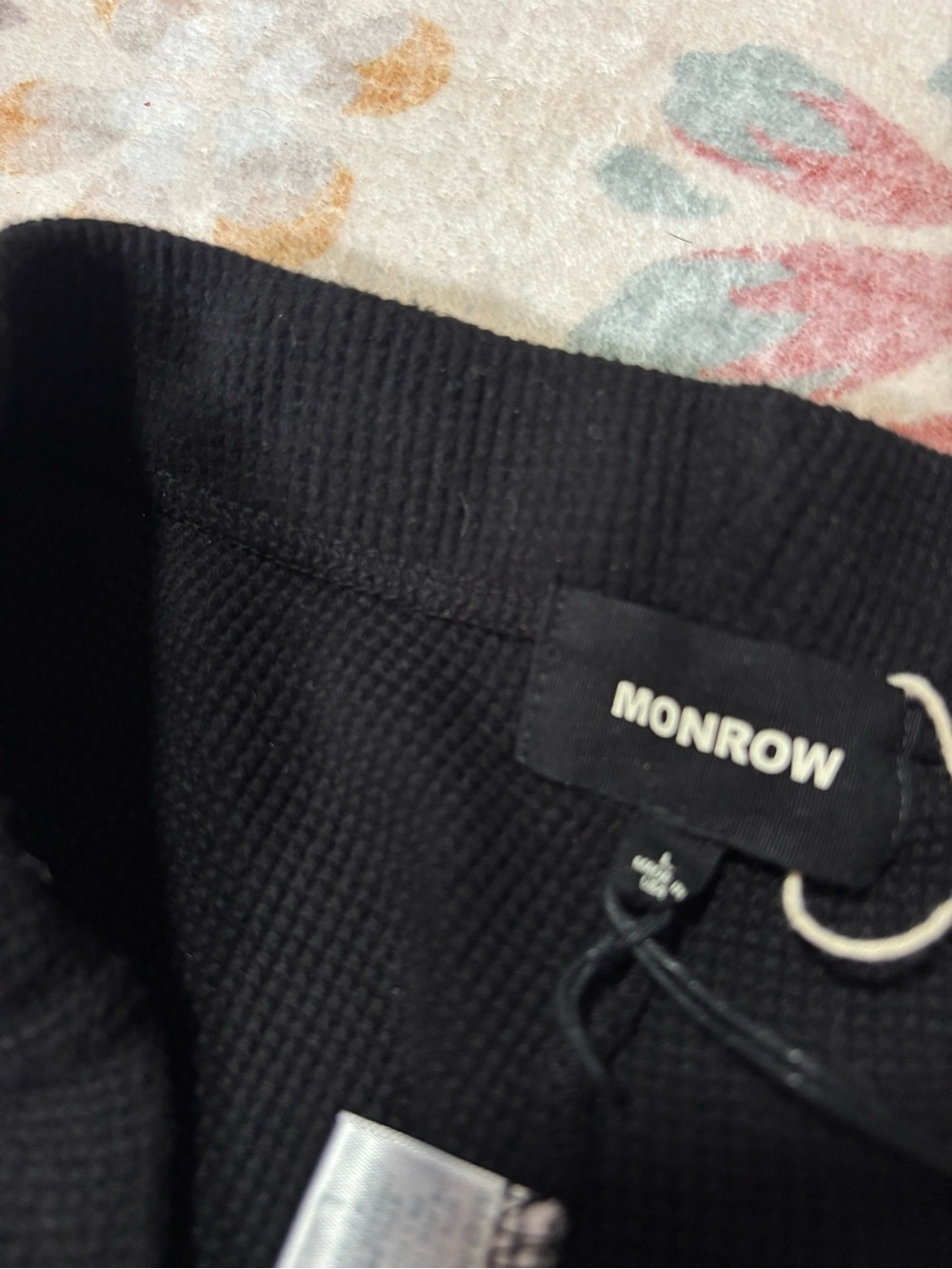 Monrow Waffle Knit joggers in Black Size Small NWT - Picture 7 of 8